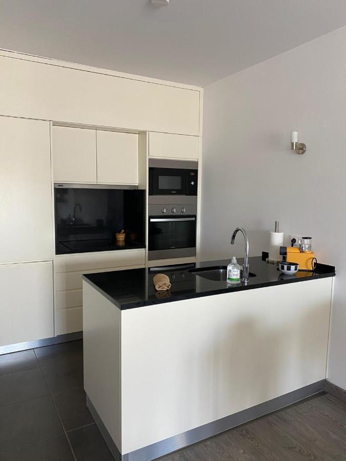 Deluxe Apartment In Albufeira Old Town, 200M Walk To Beach, Pool Parking Bagian luar foto