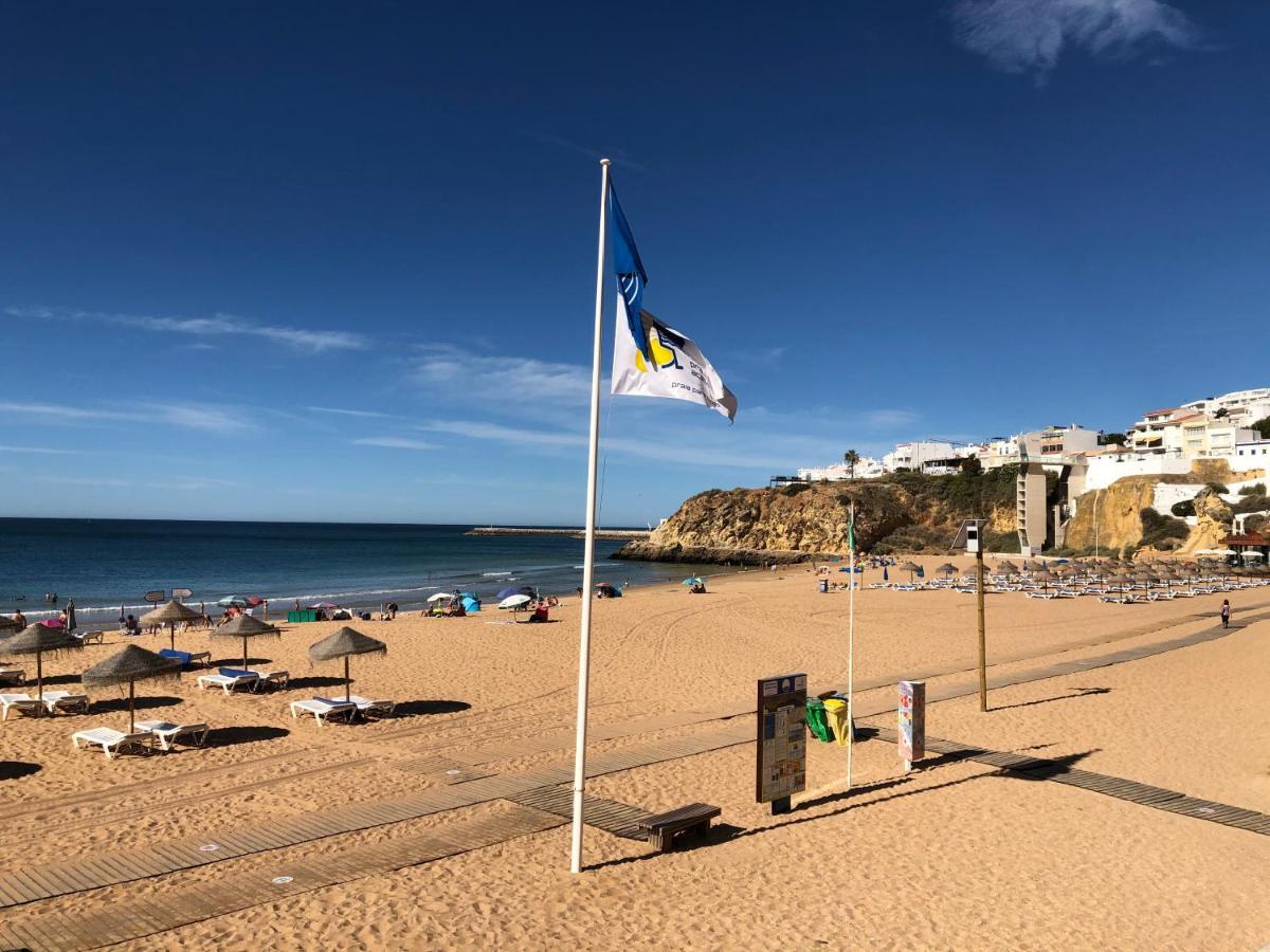 Deluxe Apartment In Albufeira Old Town, 200M Walk To Beach, Pool Parking Bagian luar foto