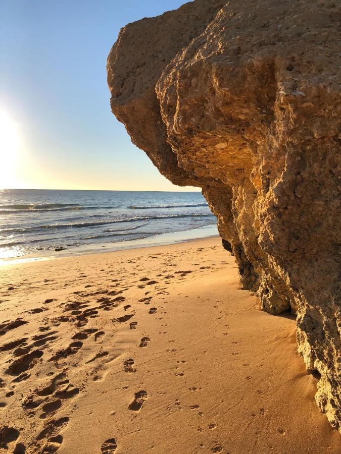 Deluxe Apartment In Albufeira Old Town, 200M Walk To Beach, Pool Parking Bagian luar foto